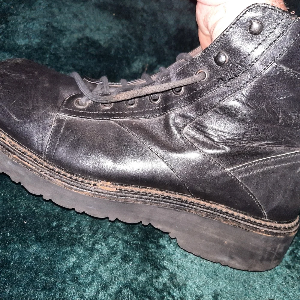 Vintage Kenneth Cole New York boots size 10.5